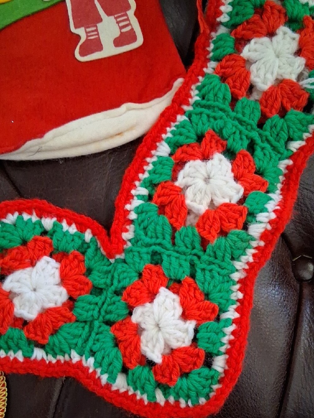 Vintage Red Christmas Stockings Trio - Festive Santa & Crochet 1950's 1960's - Picture 4 of 8